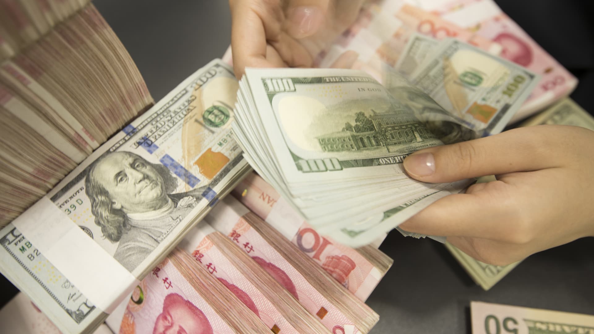 美国财政部将中国继续列入货币监控名单 质疑中国汇率透明